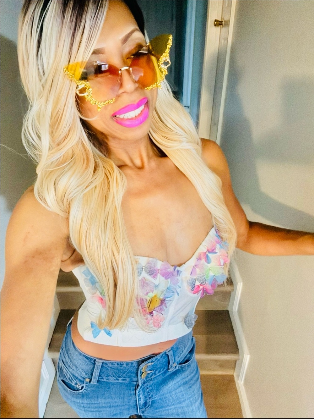 You Give me Butterflies 🦋 Top - Picture 9 of 12